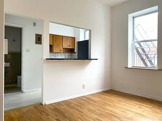 Rented by Compass | media 4