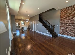 2827 Oregon Ave, Saint Louis, MO 63118