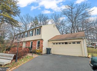 2281 Dosinia Ct, Reston, VA 20191