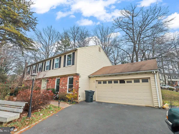 2281 Dosinia Ct, Reston, VA 20191