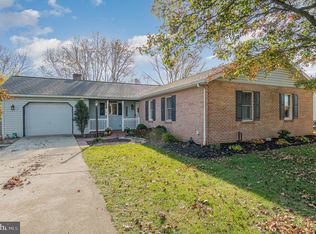 35 White Oak Blvd, Mechanicsburg, PA
