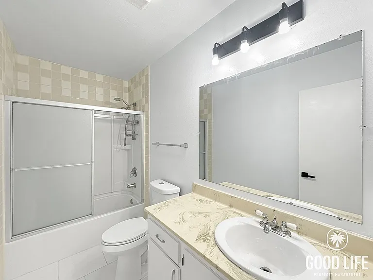 1640 Maple Dr #29 — Photo 14