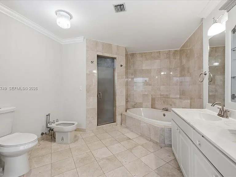 10545 NW 43rd Ter — Photo 29