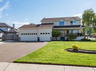 3590 SW Victoria Pl, Gresham, OR 97080