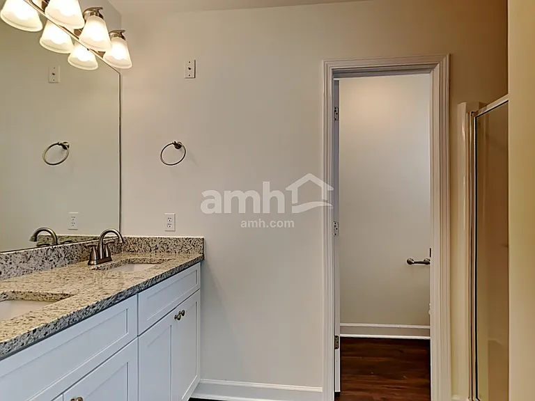 921 Sundance Dr — Photo 16