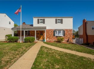 1746 Gina Dr, West Mifflin, PA 15122