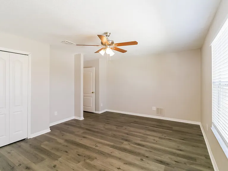 7726 Bulls Head Dr — Photo 15