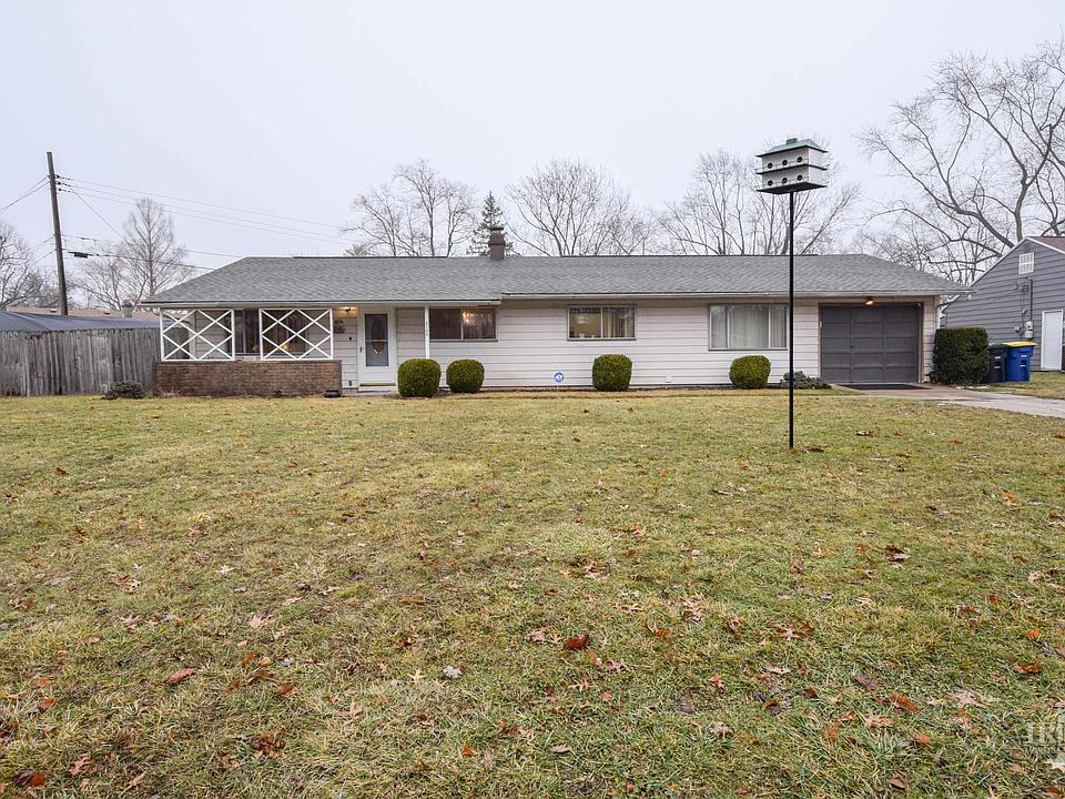 1st image of 2100 N Maddox Dr