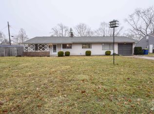 2100 N Maddox Dr, Muncie, IN 47304