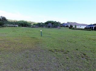 3707 Founders Club Dr, Sarasota, FL 34240