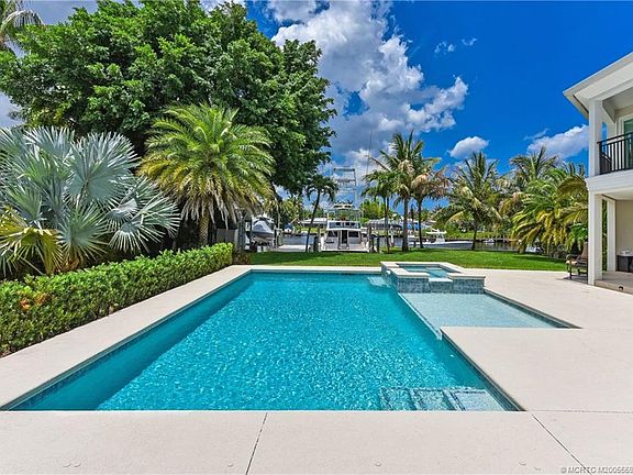 4th image of 1374 NW Coconut Point Ln