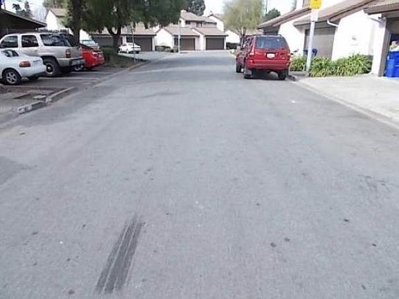 3rd image of 185 Westgate Cir