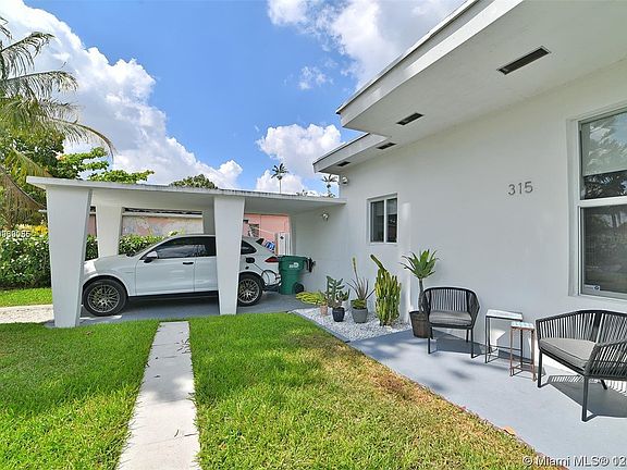 4th image of 315 NW 109th St #315