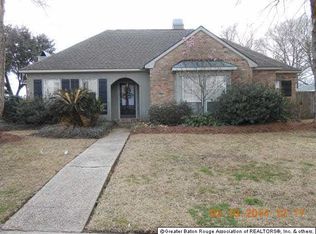 10636 Classique Dr, Baton Rouge, LA 70815