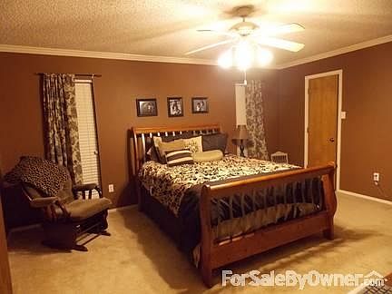 5th image of 3017 Marlboro St