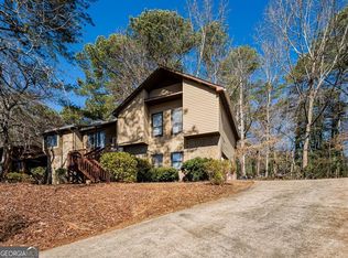 6851 Creekwood Dr, Douglasville, GA 30135