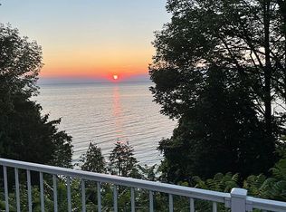 2427 White Star Rd, Brussels, WI 54204