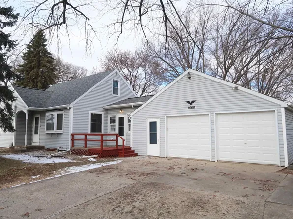 1560 Windsor St, Sun Prairie, WI 53590