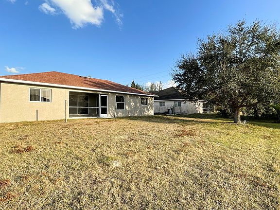 5th image of 306 SW 24th Ave