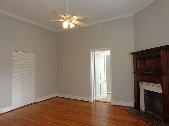 4th image of 407 Fairfax Ave APT 101