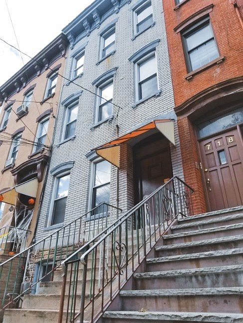 2nd image of 716 Garden St