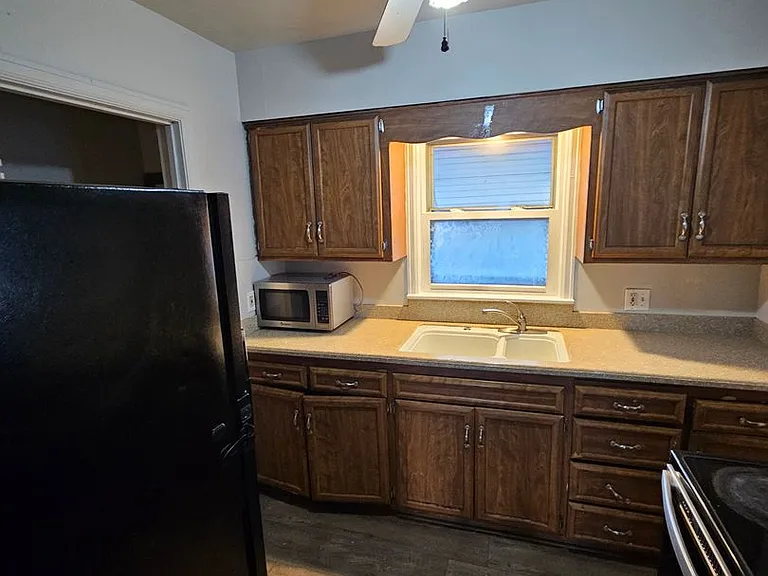 4239 Asbury Dr — Photo 15