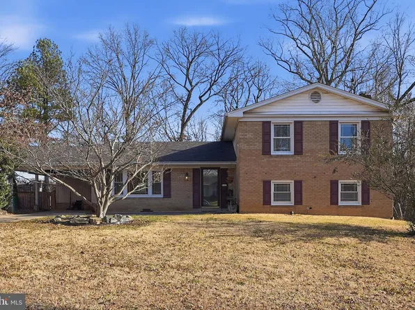 6914 Trowbridge Pl, Fort Washington, MD 20744