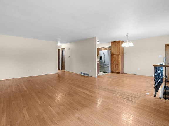 5th image of 1316 19th Ave