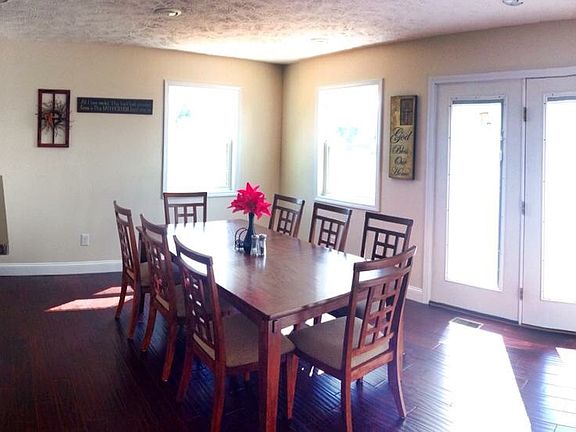Breakfast room