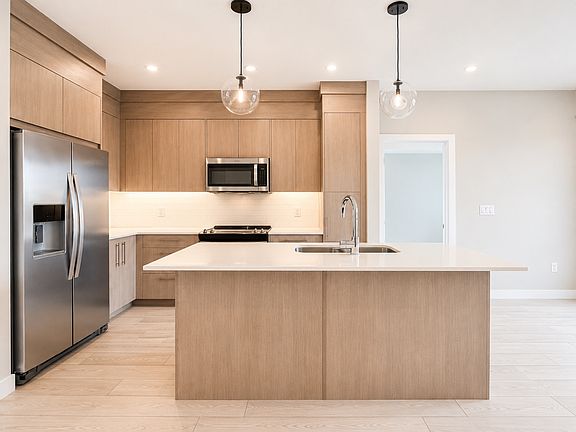 5th image of 265 Wolf Willow Blvd SE #2415/2413