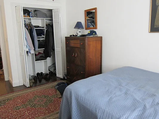Rented by Chartwell Manhattan Realty | media 14