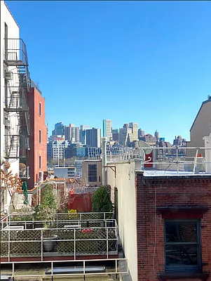 Rented by Compass | media 11