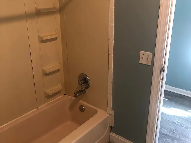 78 Brook St #1S — Photo 8