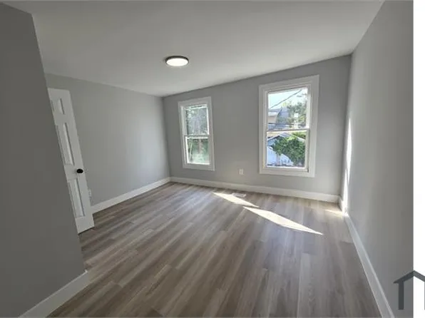 2316 Fleet St, Baltimore, MD 21224