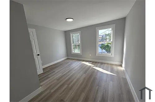 2316 Fleet St Photo 1