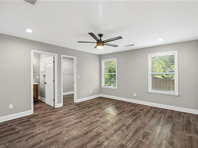 2866 Belvedere Ln — Photo 14