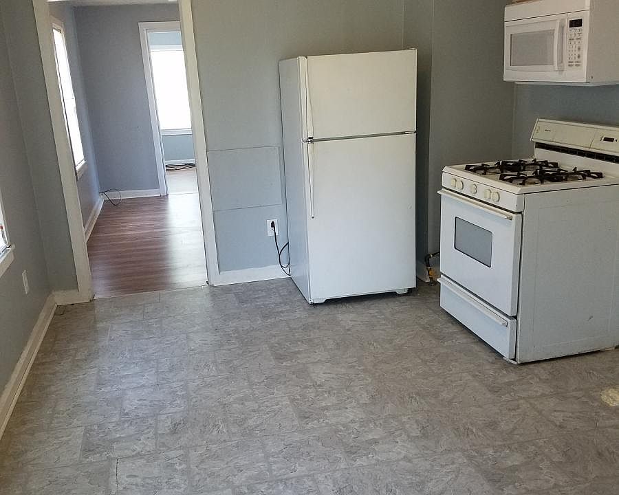 1st image of 12935 McGowan Ave #Up