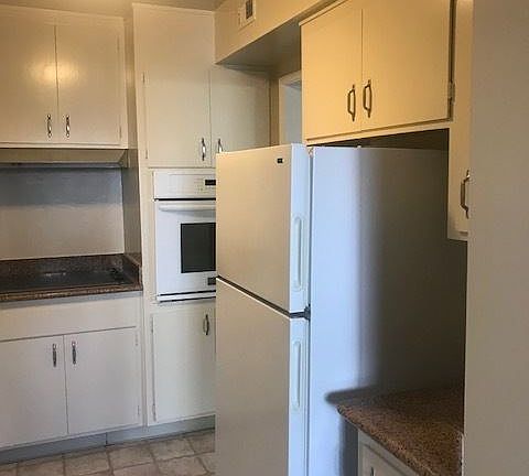 5th image of 1446 Floribunda Ave APT 105
