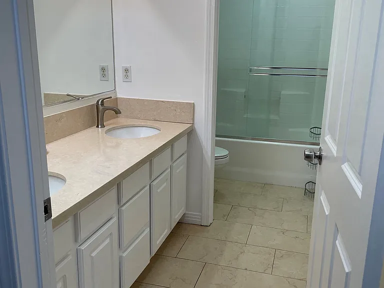 7651 Jordan Ave — Photo 10
