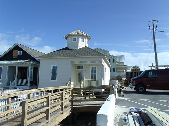 5th image of 207-1 East Atlantic Boulevard #1