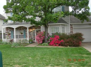 3726 S Rolling Oaks Dr, Tulsa, OK 74107
