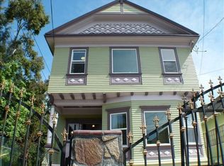 556 30th St, Oakland, CA 94609