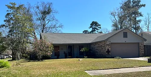 120 Forest Loop Photo 1