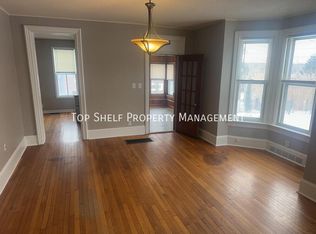 1233 72nd St UNIT 1, Windsor Heights, IA 50324