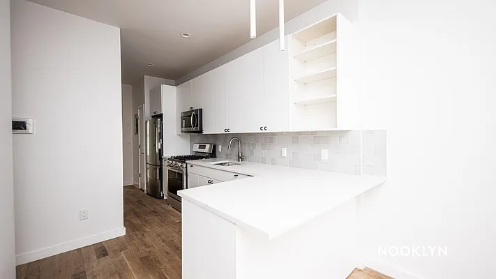 Rented by Nooklyn NYC LLC | media 12