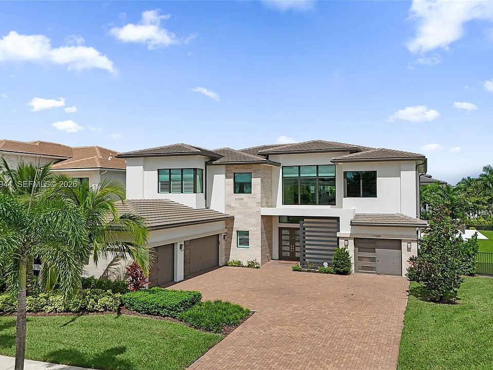 1st image of 17385 Ponte Chiasso Dr