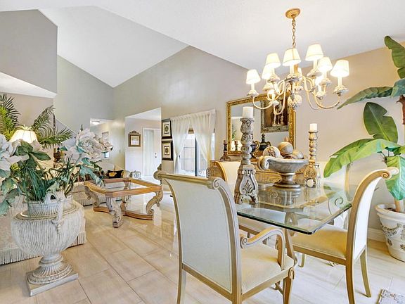3rd image of 9815 Watermill Cir APT E