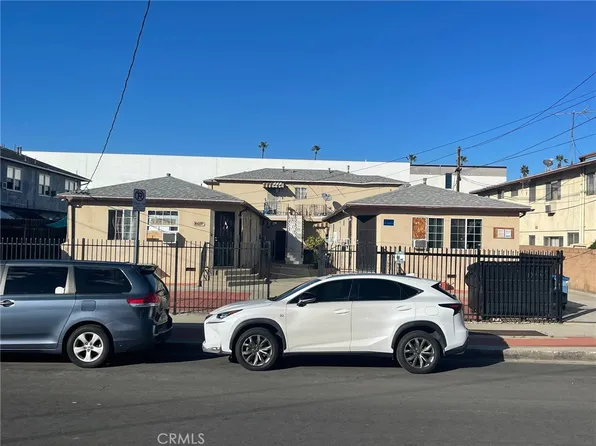 16037 Gault St, Van Nuys, CA 91406