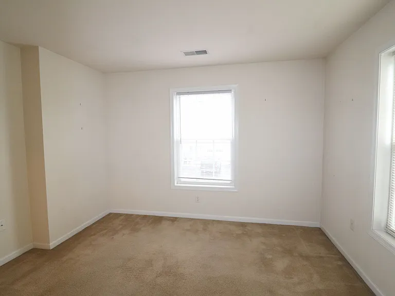 13 Broderick Ct — Photo 24
