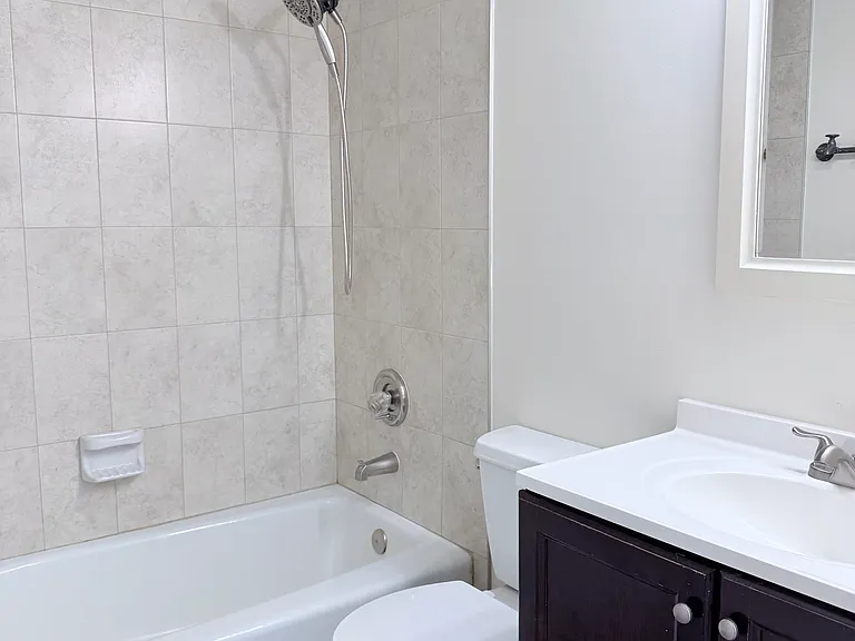825 Dogwood Dr #C — Photo 13